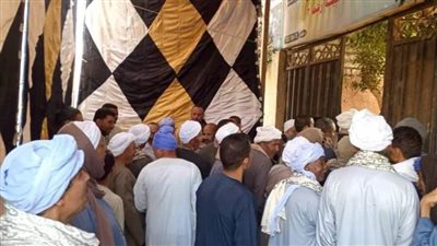 عمليات تنسيقية الشباب: إقبال كثيف للمواطنين على اللجان الانتخابية ببني مزار