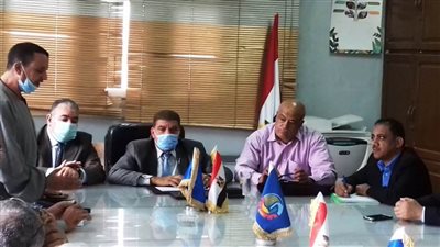 اجتماع لجنة تسويق أقطان الإكثار لحل مشاكل المزارعين بالبحيرة