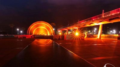 إضاءة مبنى مكتبة الإسكندرية في إطار حملة الـ 16 يومًا لمناهضة العنف ضد المرأة