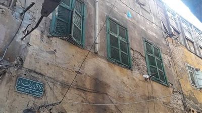 انهيار سلم عقار بحي الجمرك  بالاسكندرية