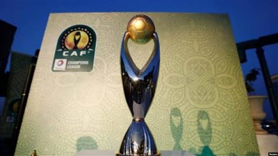 الاتحاد الإفريقي يتغنى بلاعبي الأهلي والزمالك قبل النهائي المنتظر