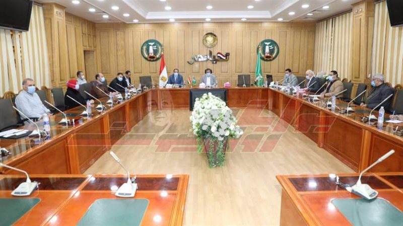 اجتماع محافظ المنوفية