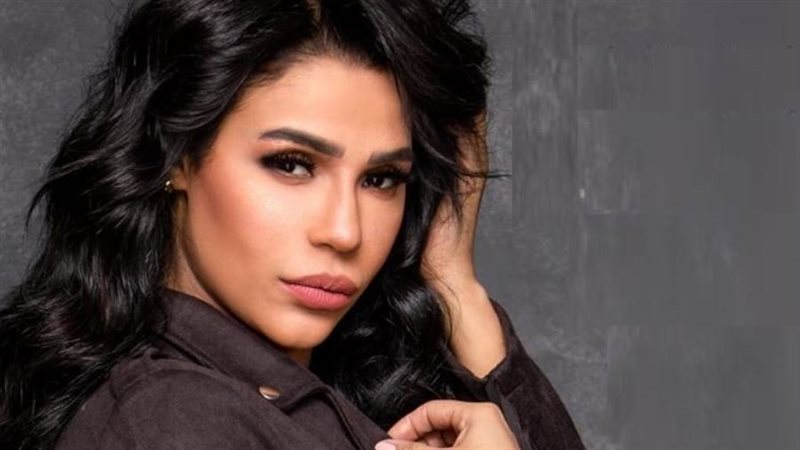 المطربة أمينة