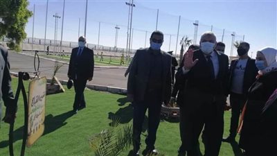 وزيرة التضامن الاجتماعي تتفقد حديقة ٣٠ يونيو بالوادى الجديد 