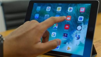 تسليم ٧٨٣٢ جهاز تابلت لطلاب الخدمات والوافدين بالقليوبية الأسبوع المقبل