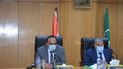 محافظ المنيا يتابع جاهزية المنظومة الصحية لمواجهة الموجة الثانية من كورونا