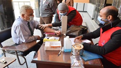 رئيس جامعة العريش يتابع المبادرة الرئاسية للأمراض المزمنة والإدارة الطبية