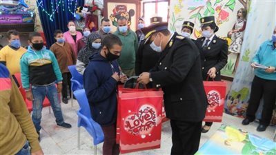 بمناسبة الاحتفال باليوم العالمي للطفل..الشرطة في زيارة مدرسة التربية الفكرية