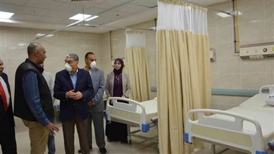 إصابة ١٤ شخصا في انقلاب ميكروباص بزراعي المنيا