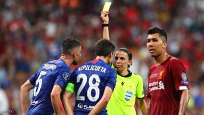 تعيين أول حكم امرأة لإدارة مباراة في دوري أبطال أوروبا للرجال