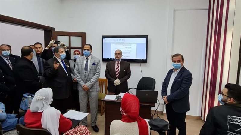 رئيس جامعة دمنهور