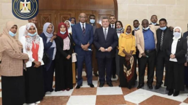 أسامة هيكل وزير الدولة