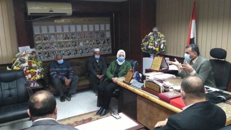 خلال الاجتماع