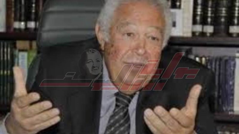 نقيب المحامين