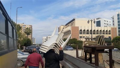 إزالة ٣٨٧ حالة إشغال طريق فى حملة بالبحيرة