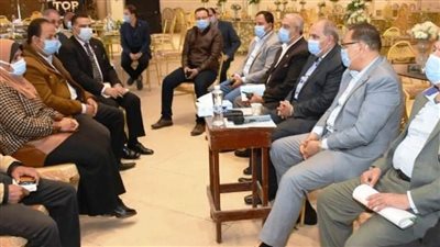 محافظ الشرقية يتابع ملفات تقنين أوضاع أراضي أملاك الدولة 