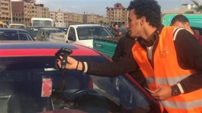 قبل انتهاء المهلة الزمنية.. الداخلية تُهيب بالمواطنين سرعة تركيب الملصق الإلكتروني