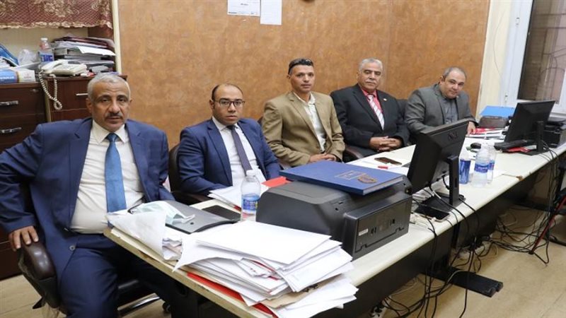 لجنة استلام اوراق