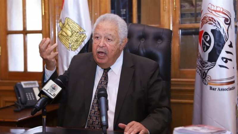 نقيب المحامين