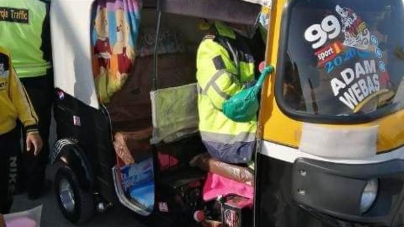 ضبط 16 توك توك مخالف