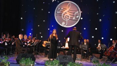 بالحب كدا.. تختتم رحاب مطاوع حفل جوهرة الشرق على مسرح أوبرا دمنهور