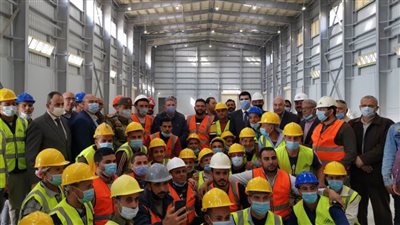 وزير قطاع الأعمال يتفقد تطوير محلج القطن بالزقازيق بتكلفة 150 مليون جنيه