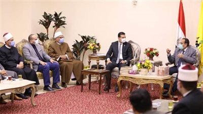 محافظ شمال سيناء يستقبل علماء مركز الأزهر العالمي للفتوى الإلكترونية