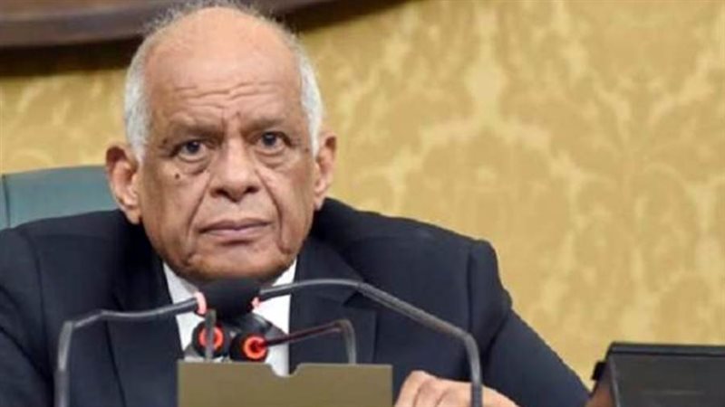 الدكتور علي عبدالعال