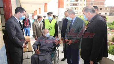محافظ كفر الشيخ يتفقد لجان جولة الإعادة لانتخابات مجلس النواب 