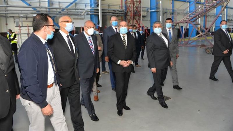 وزير الطيران المدني