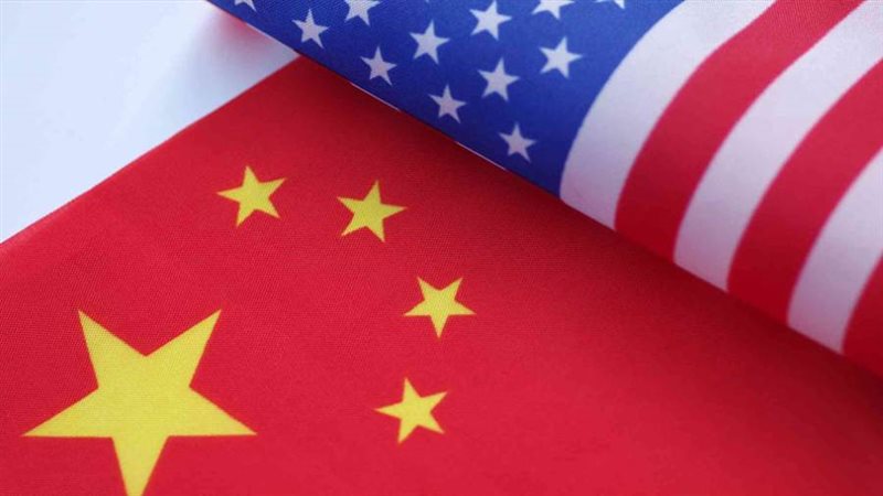 الحرب الباردة بين