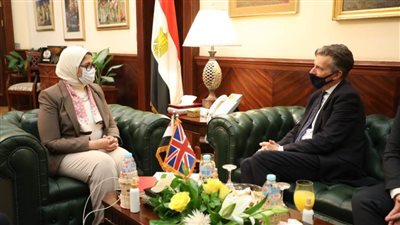 وزيرة الصحة تبحث مع السفير البريطاني توفير لقاح فيروس كورونا فور ثبوت فاعليته