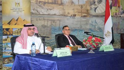 المكتب الثقافي المصري بالسعودية يؤكد على أهمية التنوير في مواجهة الإرهاب