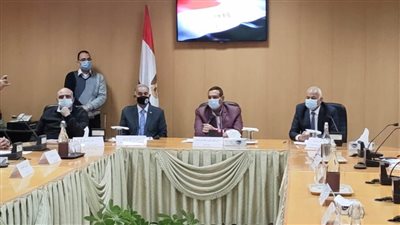 محافظ البحيرة يشهد حفل تخرج أول دفعة من غواصي الصرف الصحي