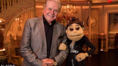 حسين فهمي ضيف أبلة فاهيتا الليلة (صور)