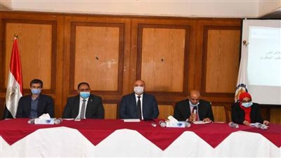 محافظ قنا يشهد افتتاح الورشة التدريبية عن علم الأمراض الوبائية