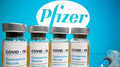 وزير الصحة الأمريكي يعلن بدء توزيع لقاح 