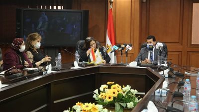 وزير الشباب يعلن تفاصيل إنتاج مسلسل إذاعي بمشاركة ذوى القدرات والهمم