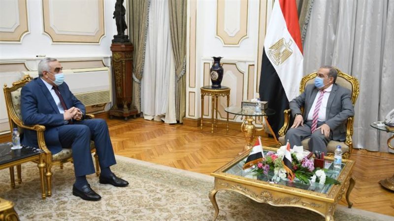 وزير الإنتاج الحربي