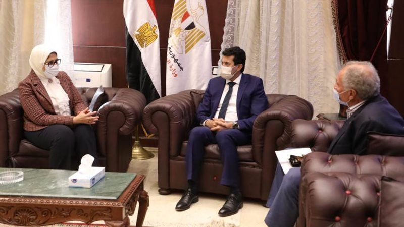 اجتماع وزيرا الصحة