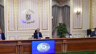 رئيس الوزراء يترأس اجتماع اللجنة العليا لإدارة أزمة فيروس كورونا