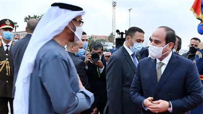 الرئيس السيسي يودع ولي عهد ابوظبي في ختام زيارته لمصر