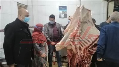ضبط جزار يبيع لحوما مذبوحة خارج السلخانة بـ”المنوفية“