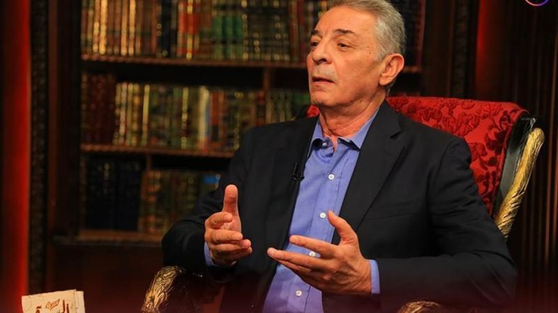 محمود حميدة في السيرة