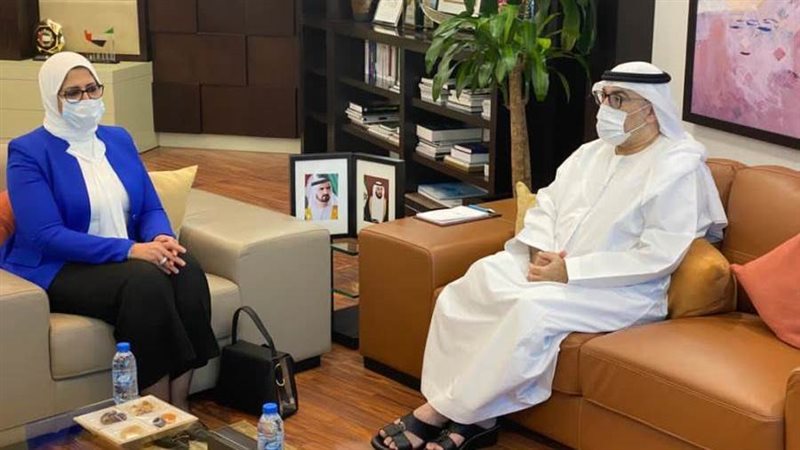 وزيرة الصحة مع نظيرها