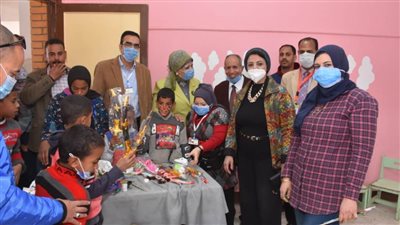 جامعة أسيوط تستقبل 595 مريضًا وتحول 111 حالة للعلاج بالمستشفيات الجامعية