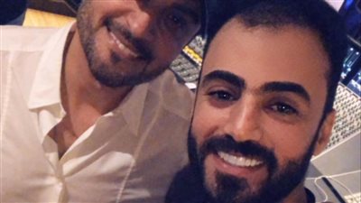 عثمان عبود يحضر أغنيته الجديدة 