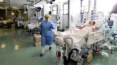 المملكة المتحدة تسجل نحو 36 ألف إصابة جديدة بفيروس كورونا