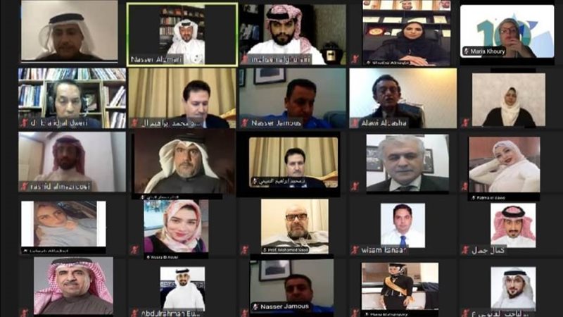 خلال المنتدى