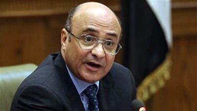 وزير العدل يوجه بقصر تقديم خدمات التوثيق ببعض الفروع على نظام الحجز المسبق 